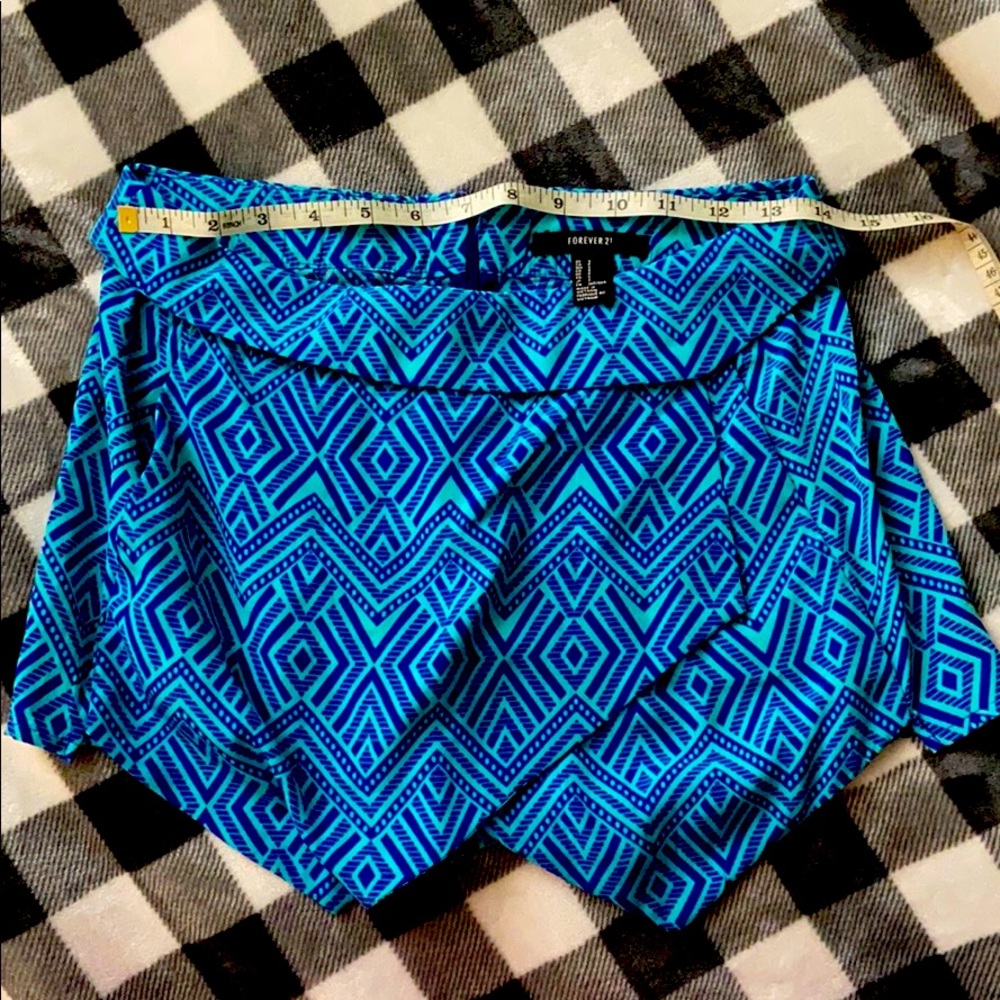 Forever 21 Short pants (skirt) S size